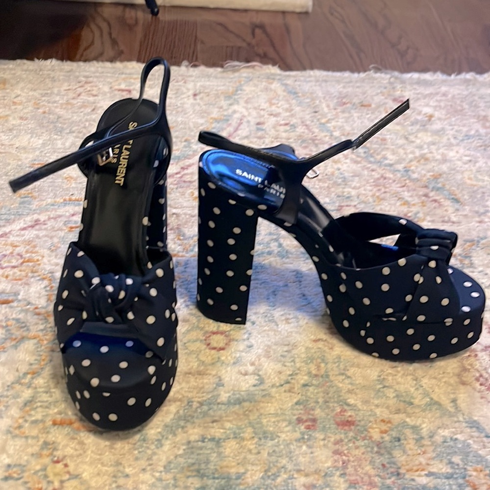 Saint Laurent Bianca Platform heels